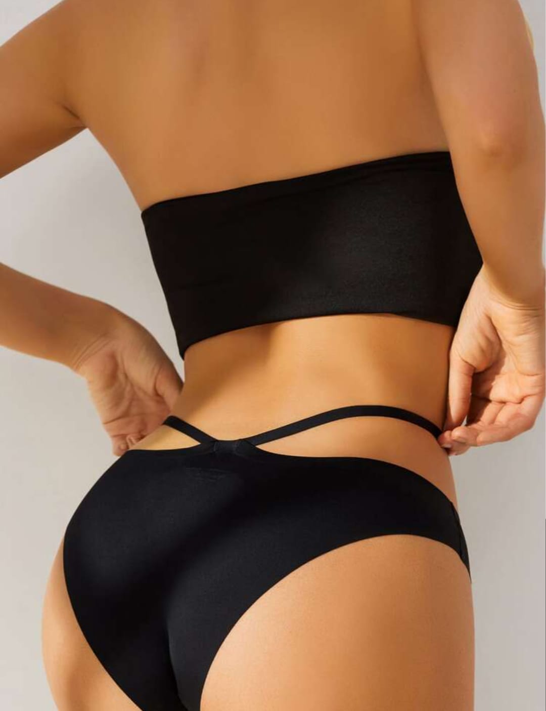 Women's Black Strappy V-Waist Seamless Cheeky Panties with Adjustable Straps